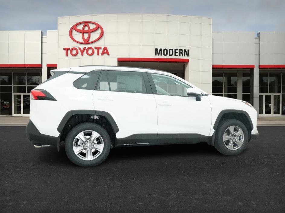 New 2025 Toyota RAV4 XLE image 23