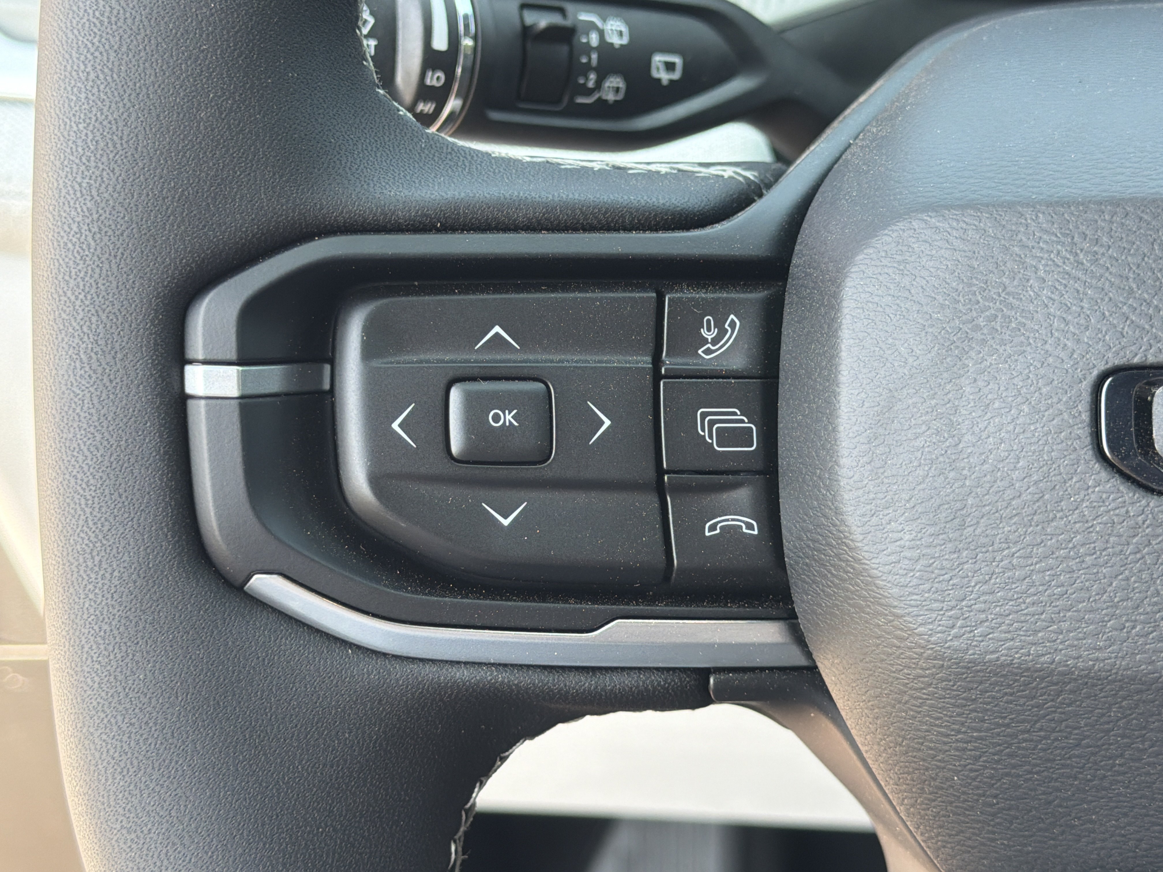 New 2026 Jeep Cherokee Laredo AWD/4WD image 25