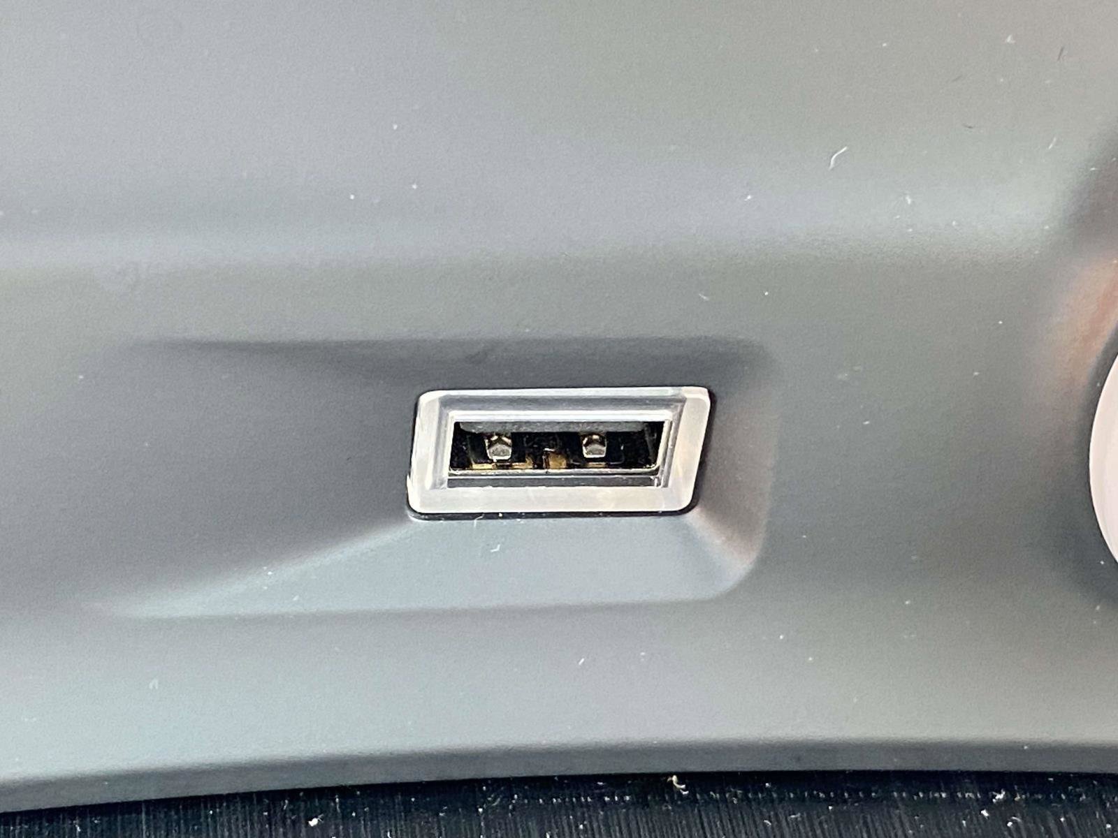 Used 2024 Alfa Romeo Stelvio Sprint image 5