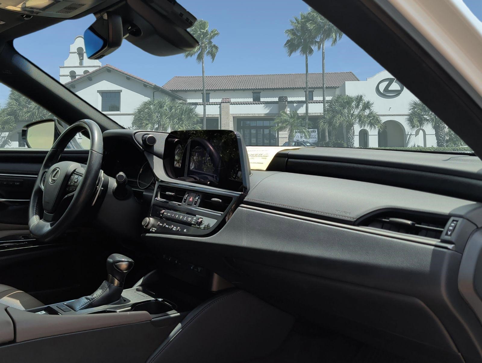 Used 2024 Lexus ES 350 w/ Premium Package FWD image 30