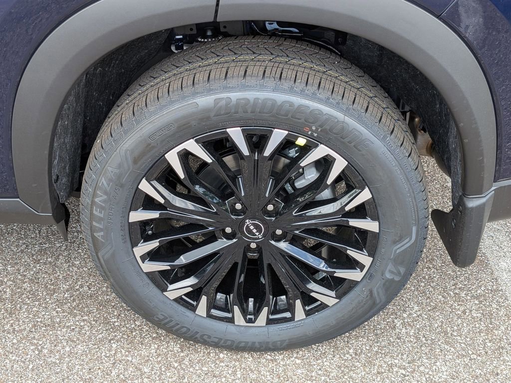 New 2026 Nissan Rogue SV AWD/4WD image 13