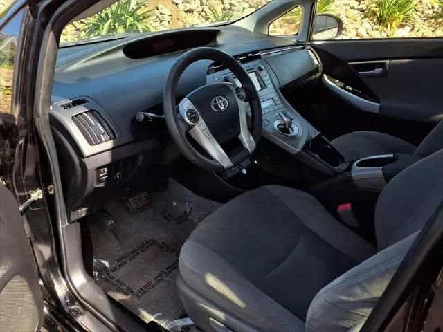 Used 2013 Toyota Prius Two image 4