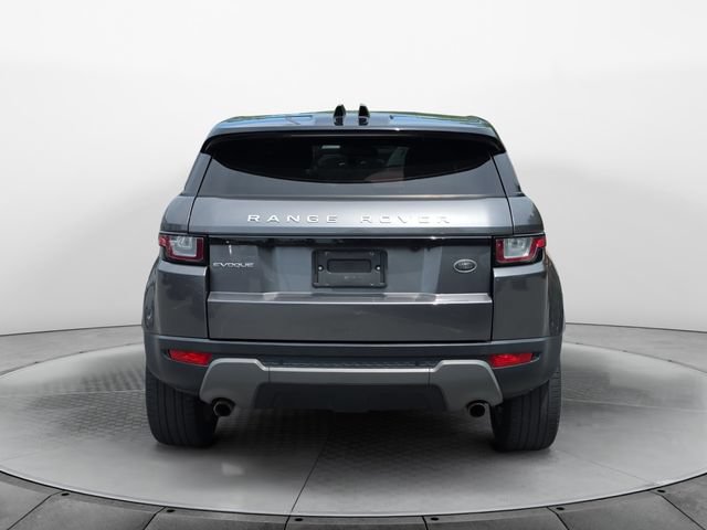 Used 2018 Land Rover Range Rover Evoque SE AWD/4WD image 4
