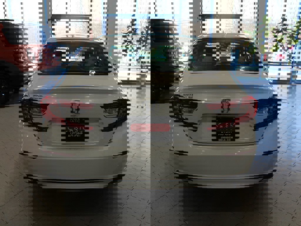 Used 2021 Honda Accord LX image 6