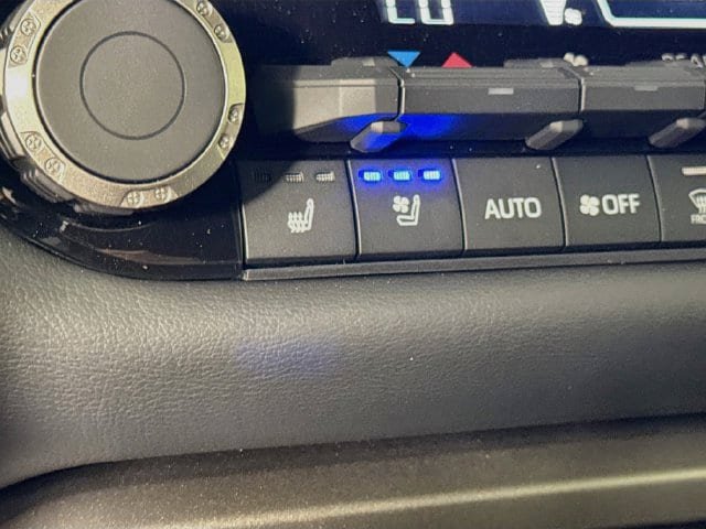 New 2026 Toyota Sequoia Platinum w/ TRD Off-Road Package AWD/4WD image 19