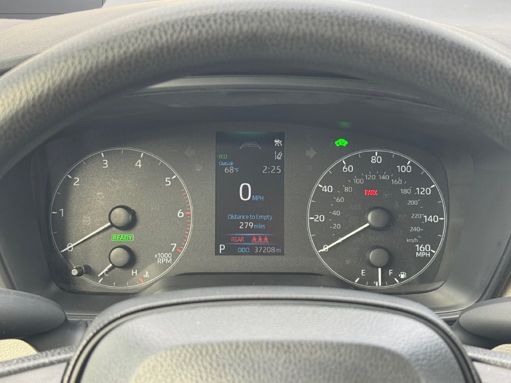 Certified 2023 Toyota Corolla LE FWD image 14