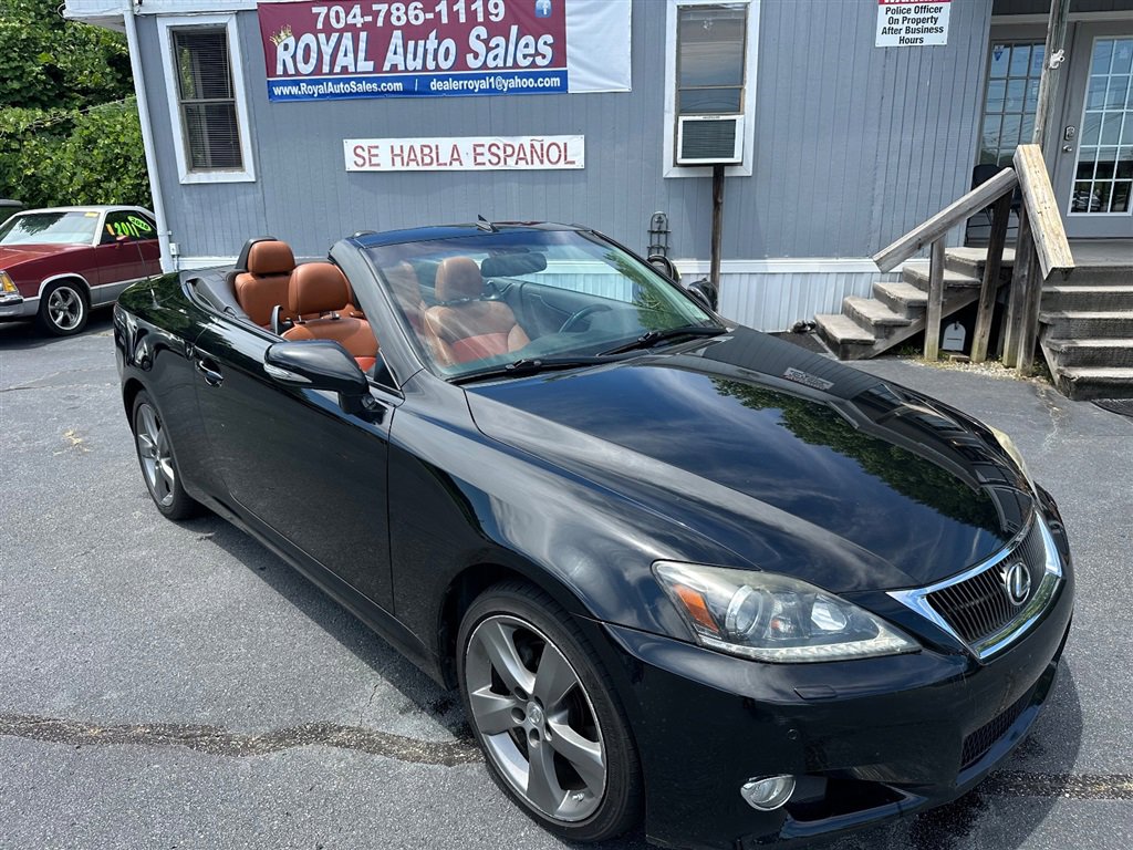 Used 2011 Lexus IS 250C image 3