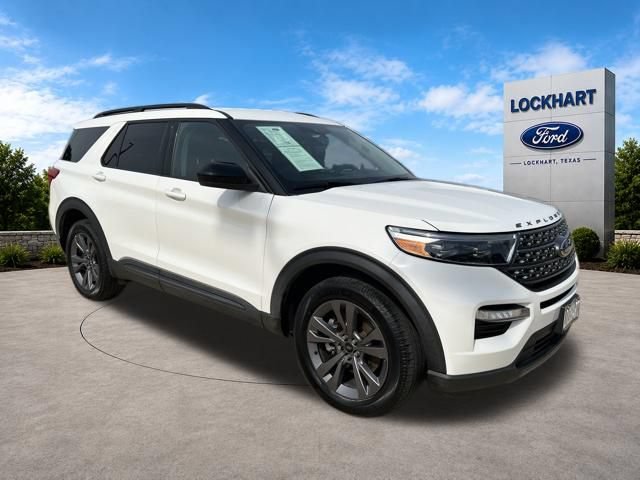 Used 2023 Ford Explorer XLT w/ Equipment Group 202A AWD/4WD image 1