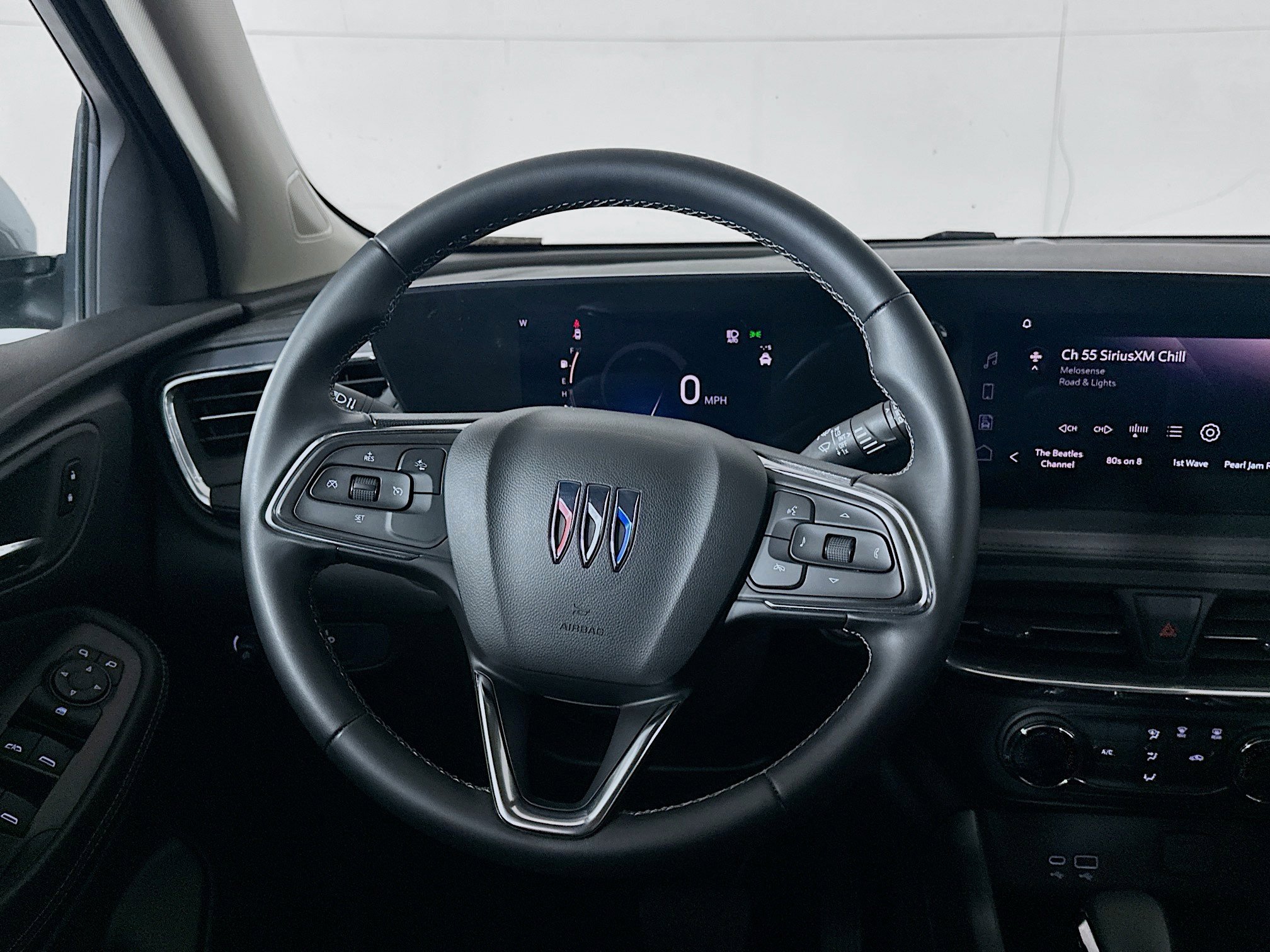 Used 2025 Buick Encore GX Preferred image 18