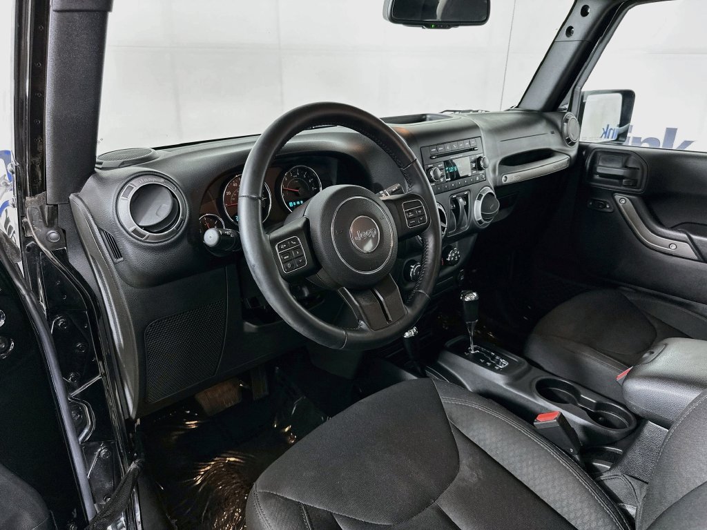 Used 2015 Jeep Wrangler Sport AWD/4WD image 10