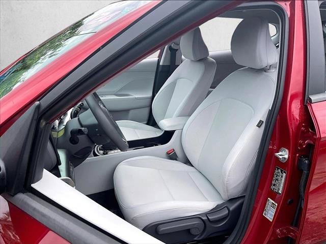 Used 2024 Hyundai Kona SE FWD image 27