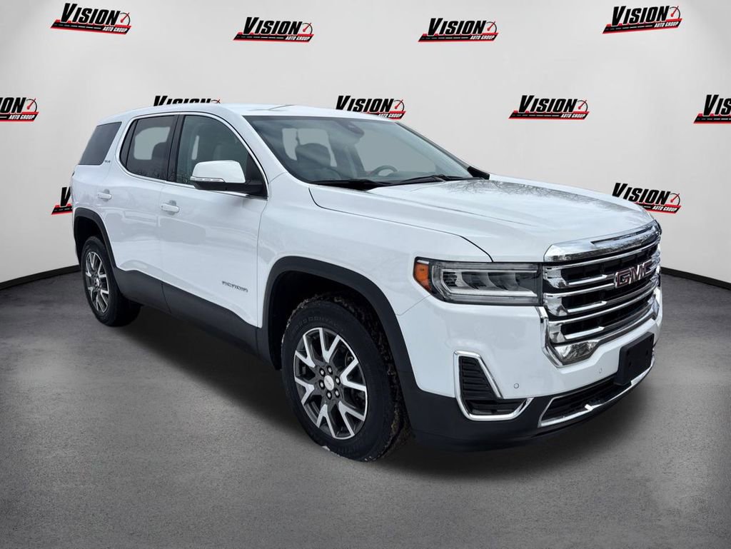 Used 2023 GMC Acadia SLE w/ LPO, Floor Liner Package image 3