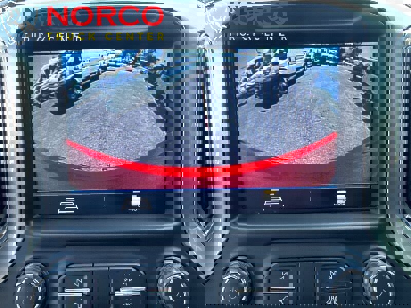 Used 2022 Chevrolet Silverado 1500 LT image 22