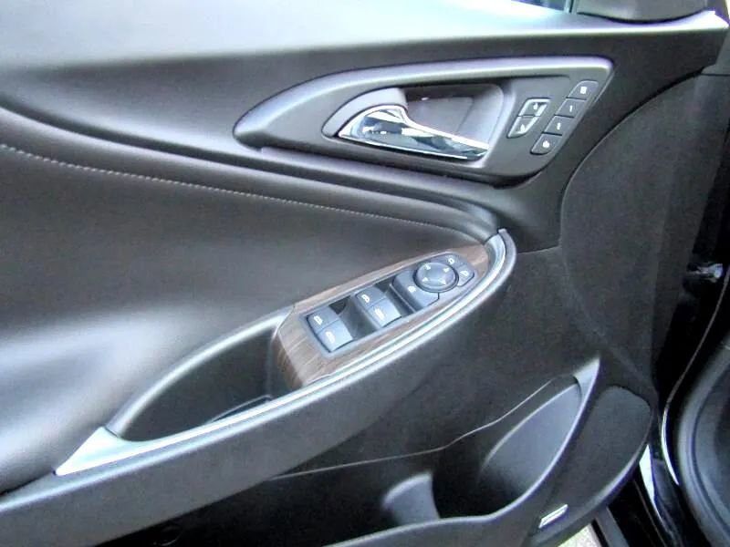 Used 2023 Chevrolet Malibu LT w/ LPO, Floor Liner Package image 15