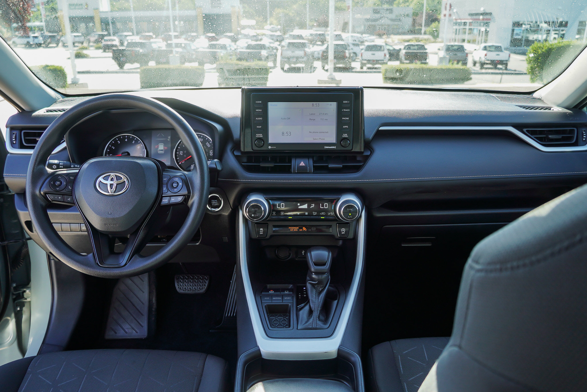 Certified 2021 Toyota RAV4 XLE w/ Convenience Package FWD image 32