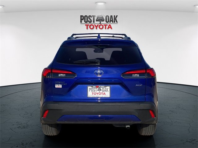 Used 2024 Toyota Corolla Cross XLE image 6