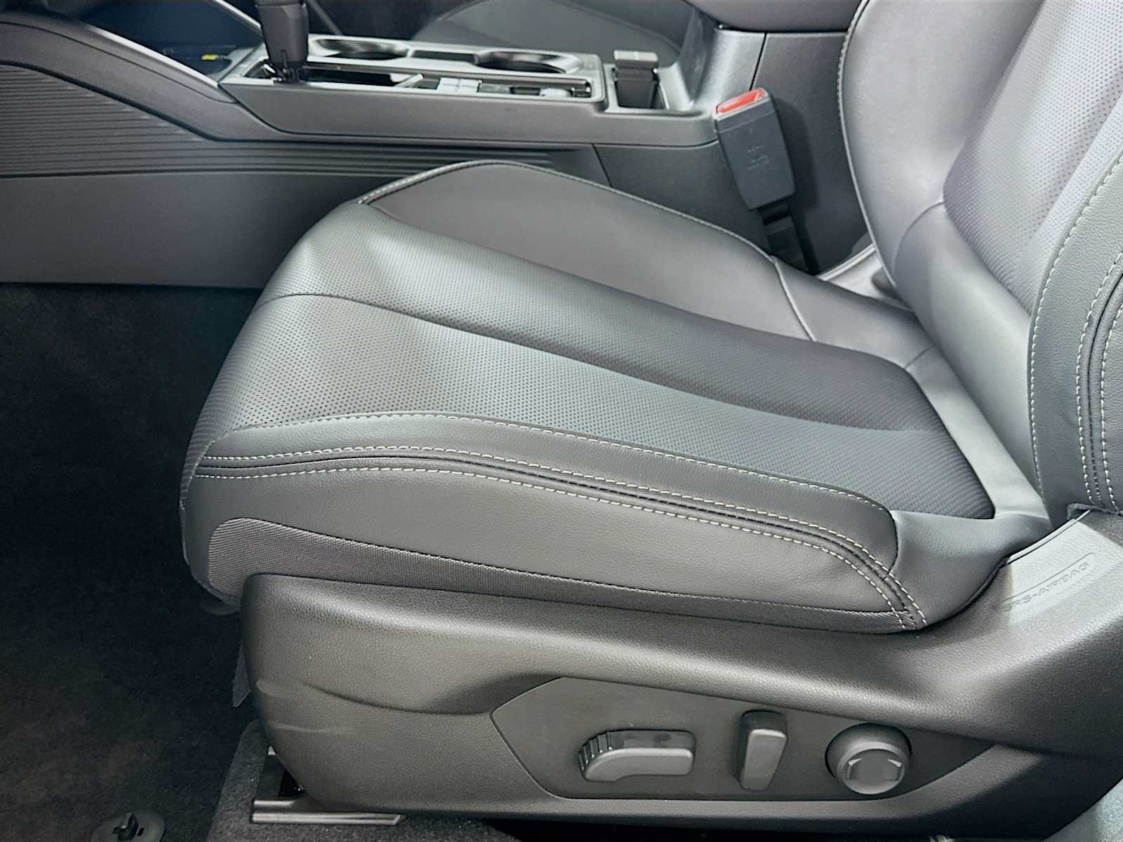 New 2026 Subaru Outback Limited XT AWD/4WD image 18