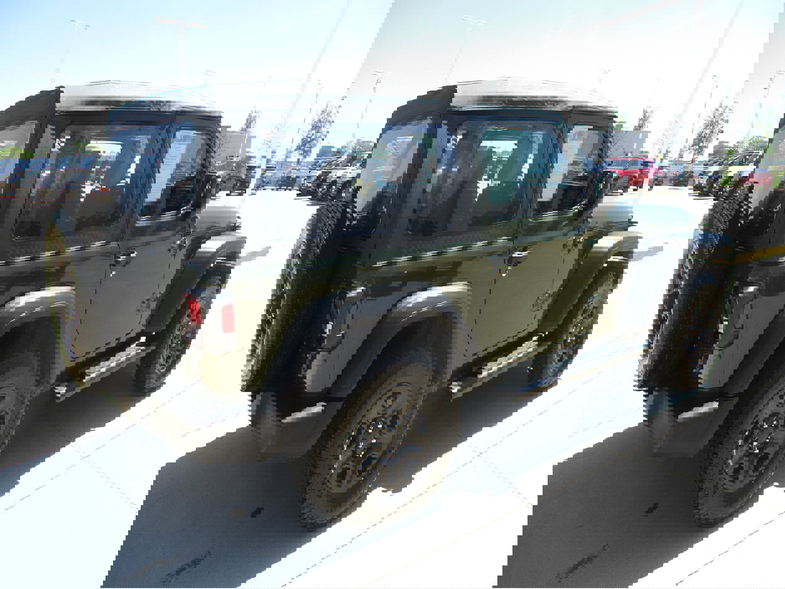 Used 2021 Jeep Wrangler Sport AWD/4WD image 6