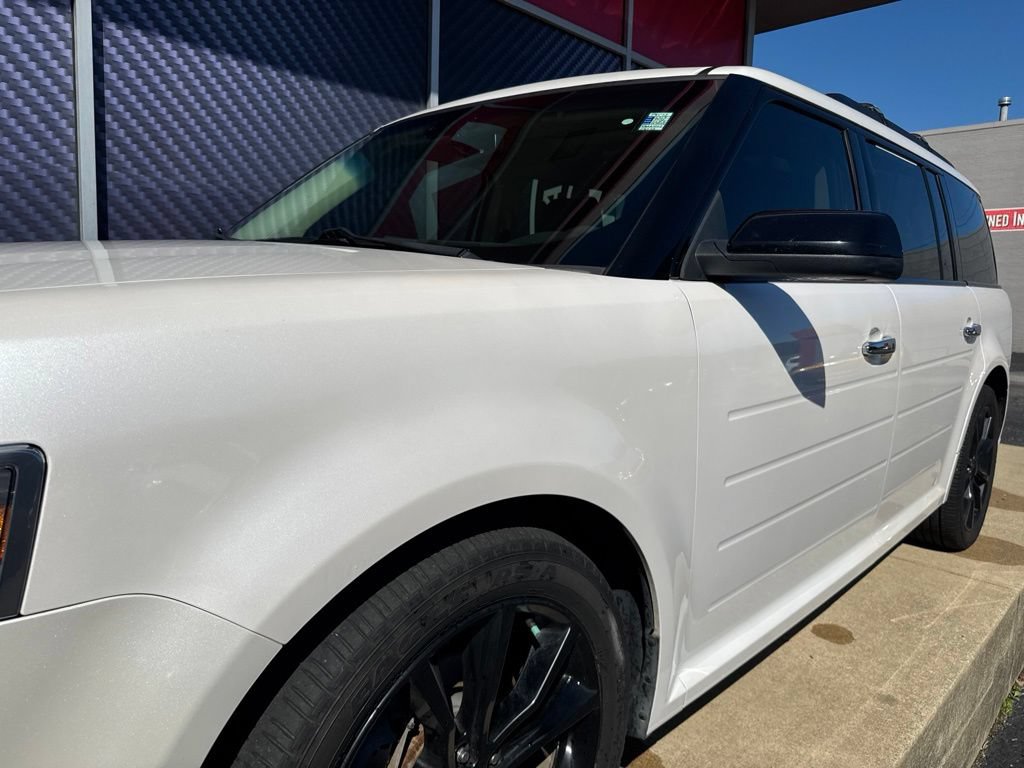 Used 2019 Ford Flex Limited w/ Equipment Group 303A AWD/4WD image 17