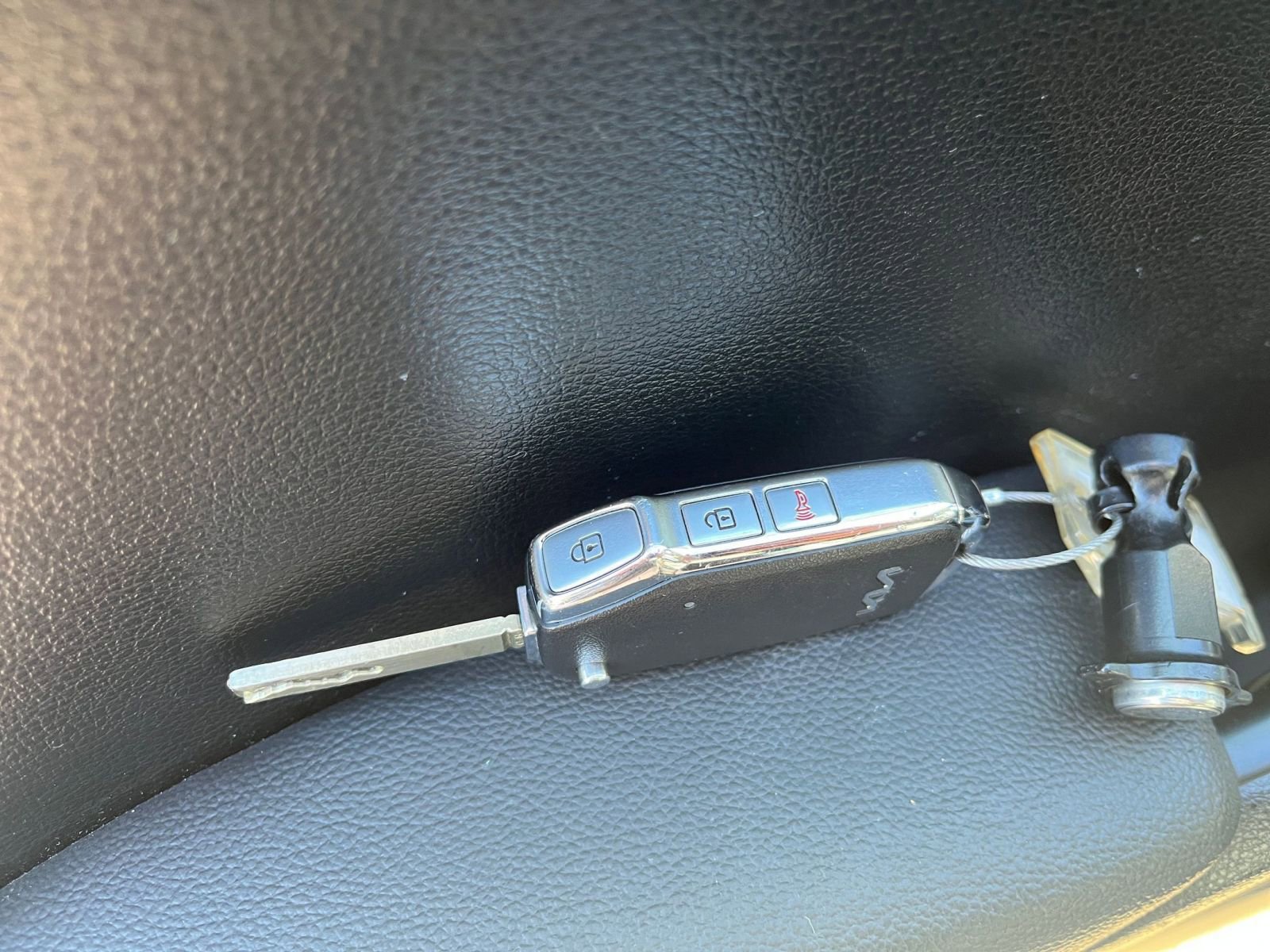 Used 2025 Kia Soul LX w/ LX Technology Package image 21