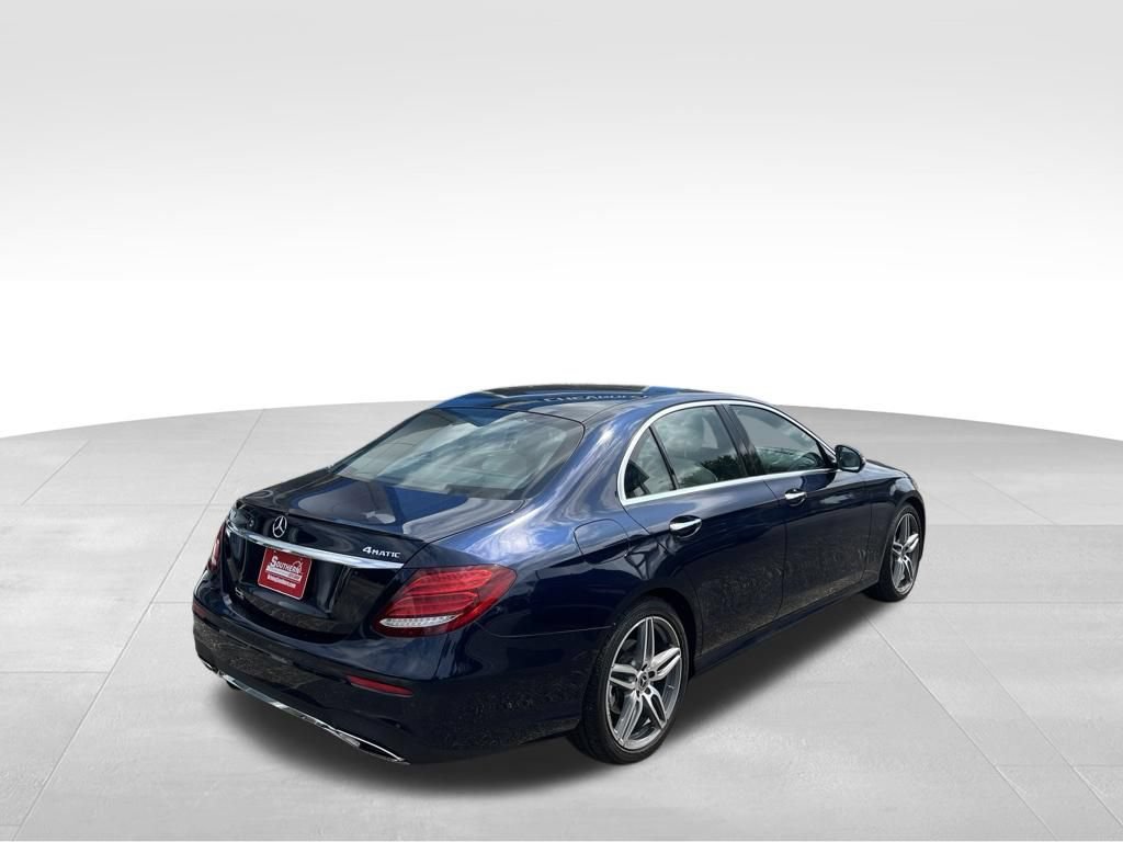 Used 2018 Mercedes-Benz E 300 4MATIC image 40