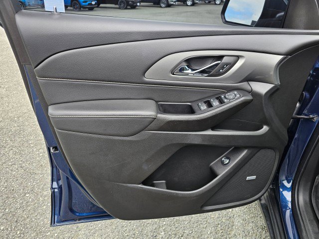 Used 2023 Chevrolet Traverse LT w/ LT Premium Package image 31