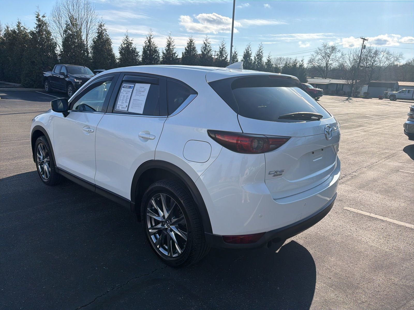Used 2019 MAZDA CX-5 Signature image 3