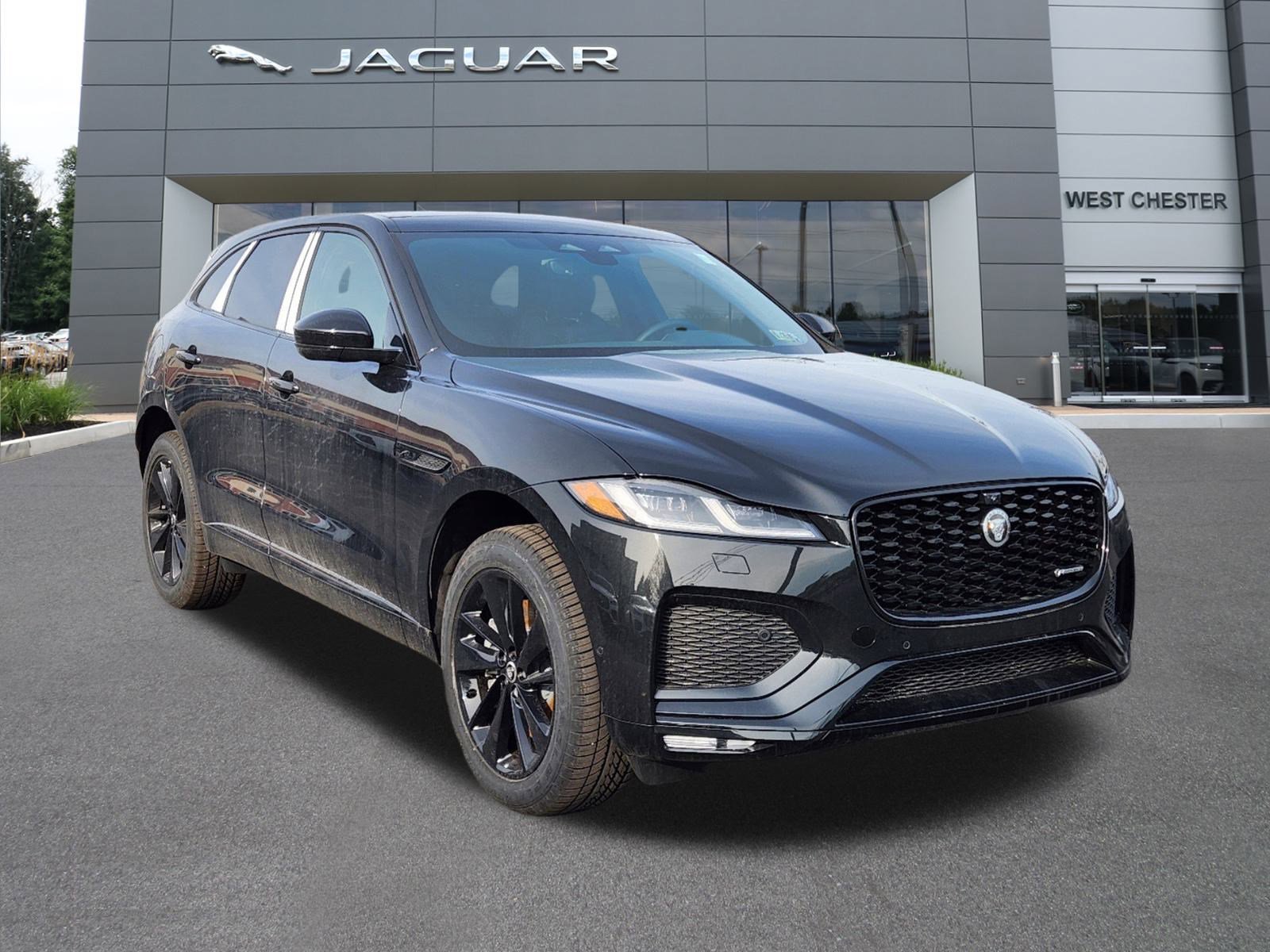 Used 2025 Jaguar F-PACE R-Dynamic S AWD/4WD image 2