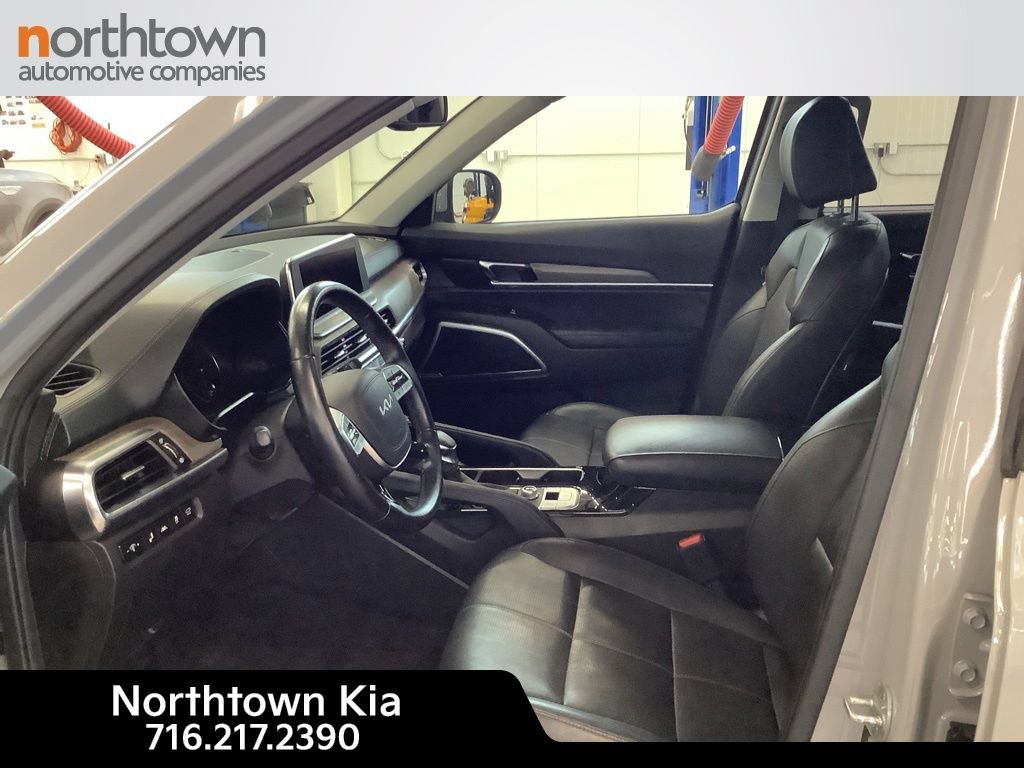 Used 2022 Kia Telluride EX w/ EX Premium Package AWD/4WD image 15