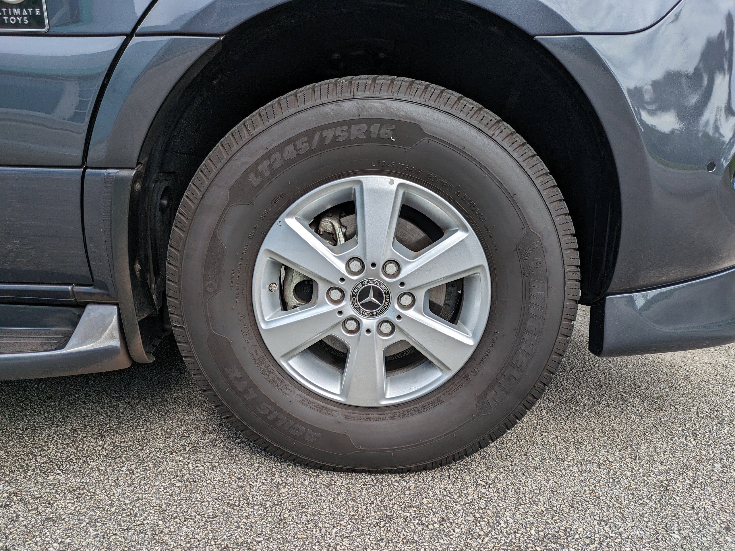 Used 2025 Mercedes-Benz Sprinter 144 Cargo image 11