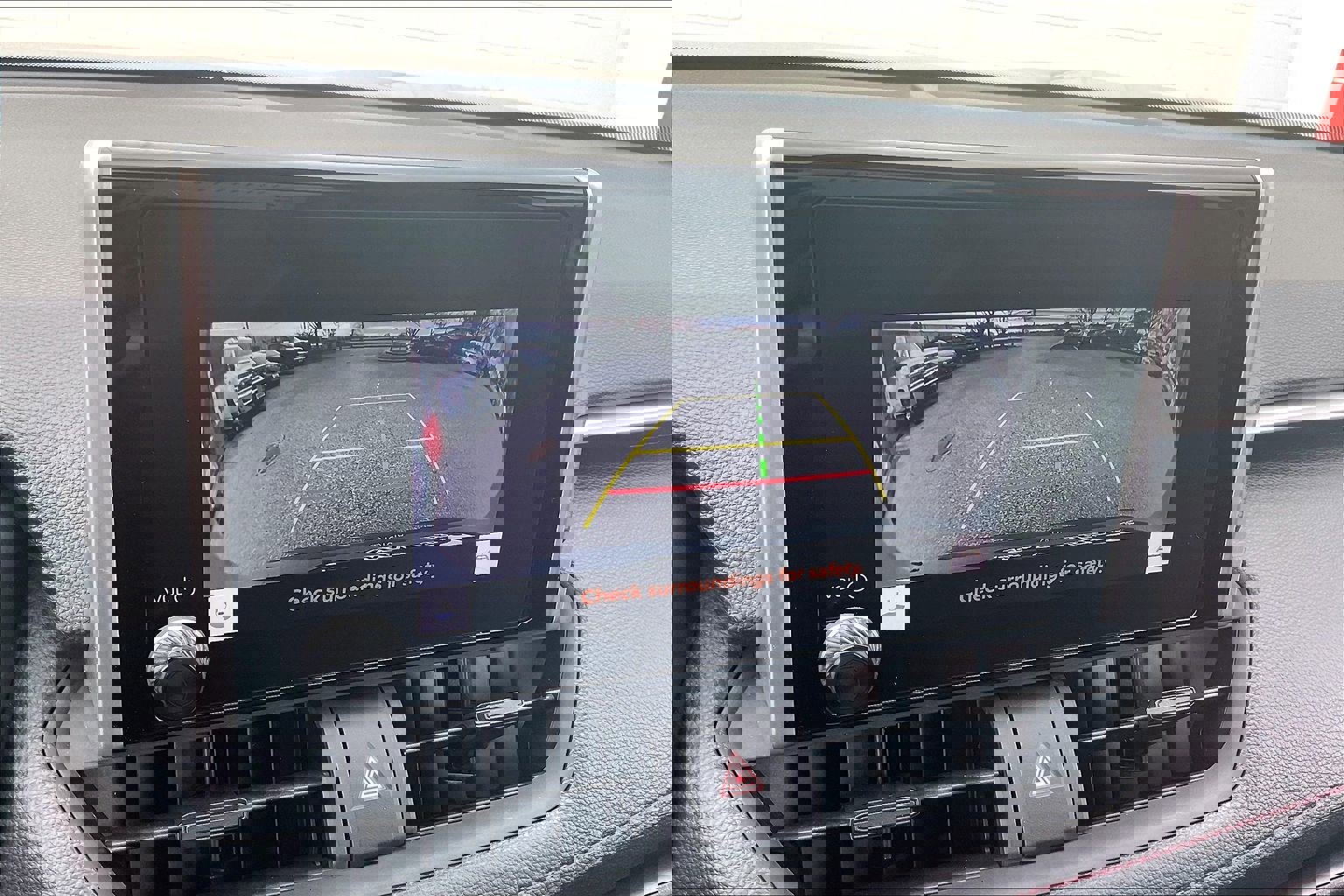 Used 2023 Toyota RAV4 SE image 26