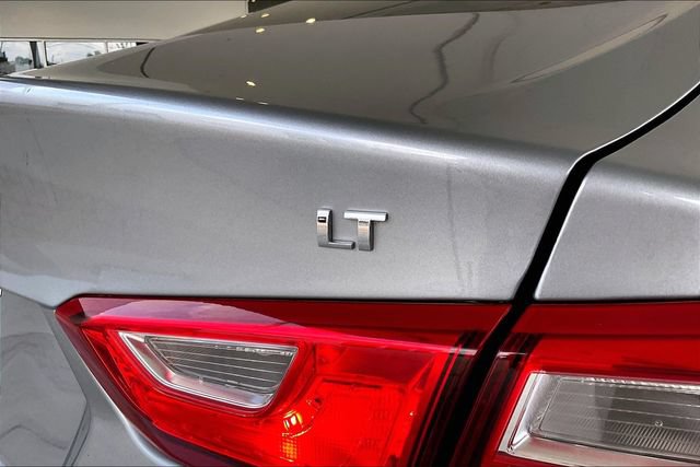 Used 2023 Chevrolet Malibu LT FWD image 22