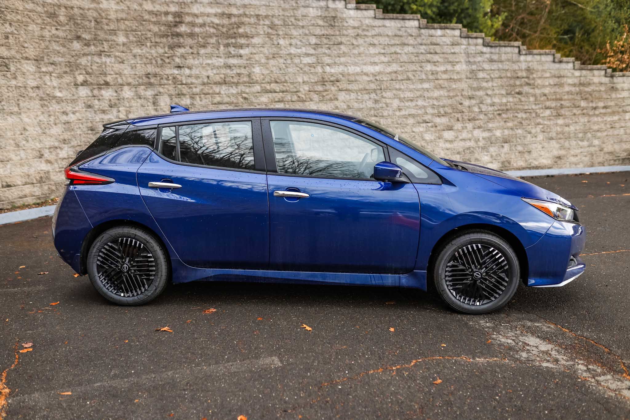 New 2024 Nissan Leaf SV Plus image 2