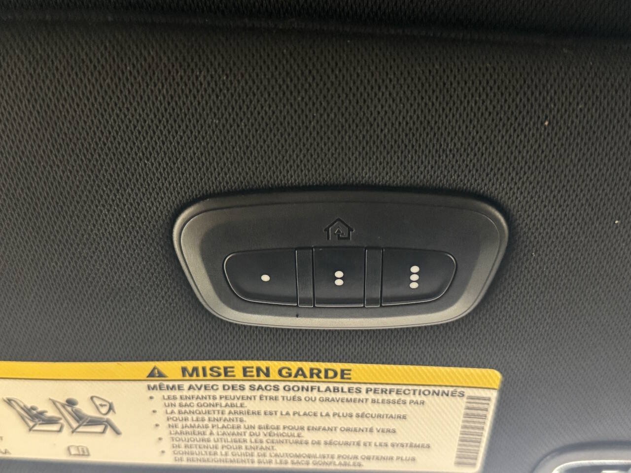 Used 2018 Chrysler Pacifica Touring Plus w/ S Appearance Package FWD image 29