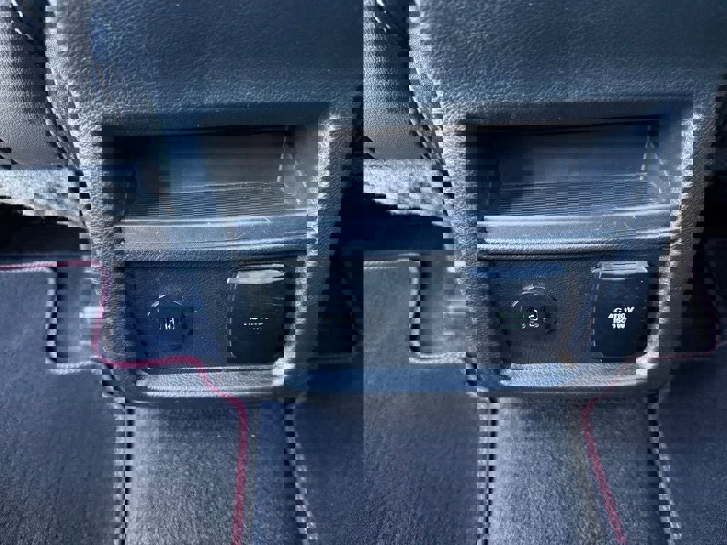 Certified 2023 Ford Edge ST-Line w/ Cargo Accessory Package image 10