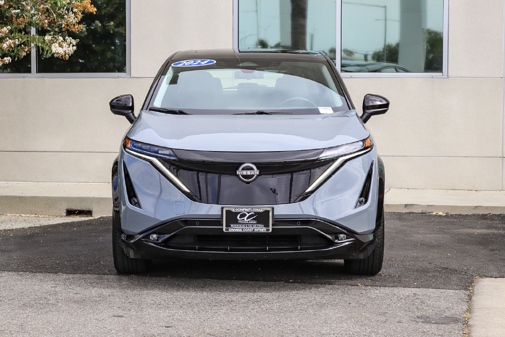 Used 2024 Nissan Ariya AWD image 2
