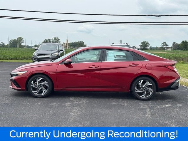 Used 2024 Hyundai Elantra Limited FWD image 5