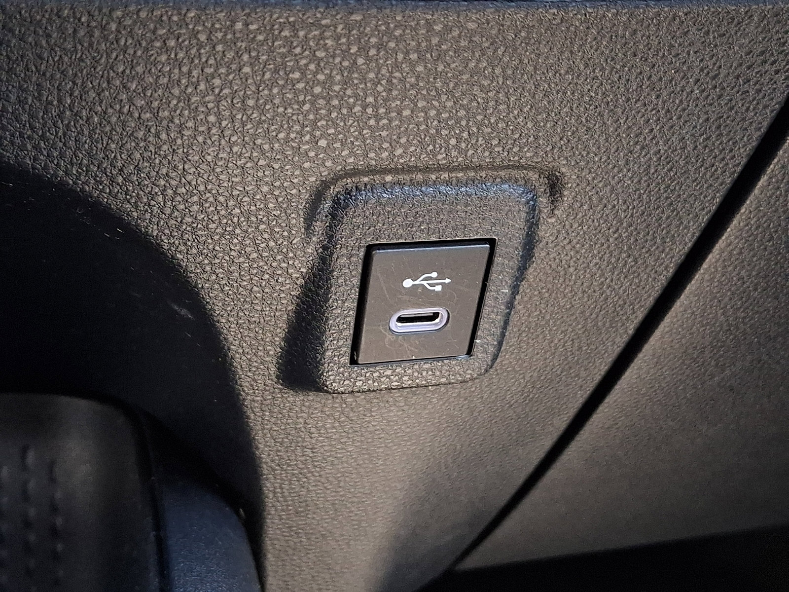 Used 2023 Toyota Corolla LE image 23