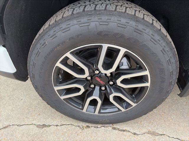 New 2026 GMC Sierra 1500 AT4 w/ AT4 Premium Package image 10
