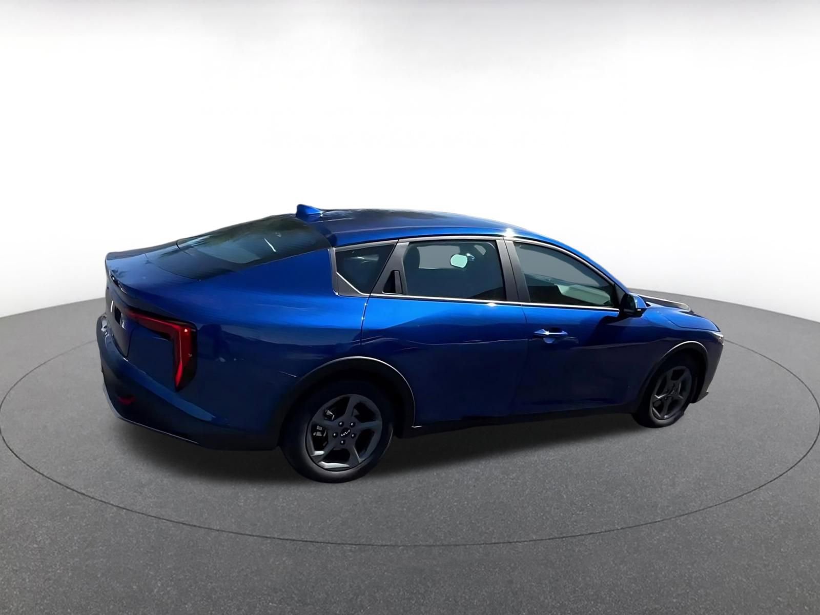 Used 2025 Kia K4 FWD image 15