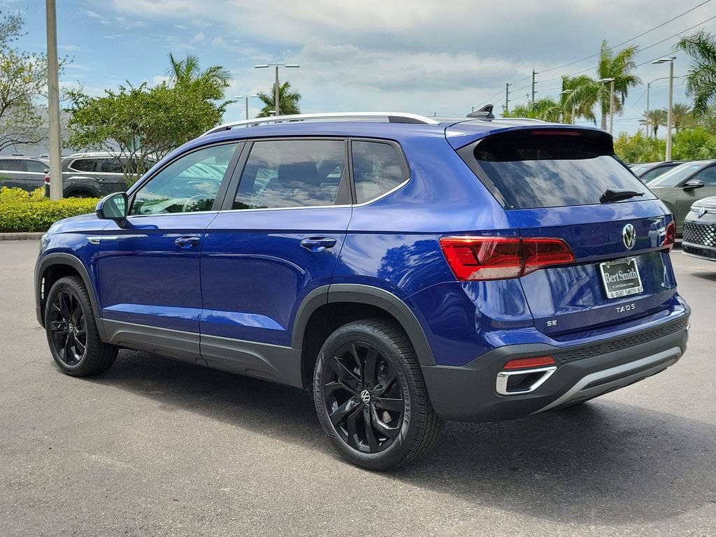Used 2024 Volkswagen Taos SE image 4