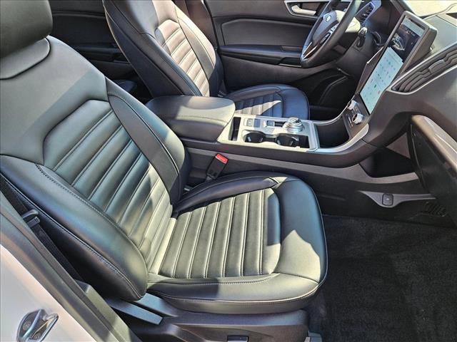 Used 2024 Ford Edge SEL w/ Convenience Package image 19