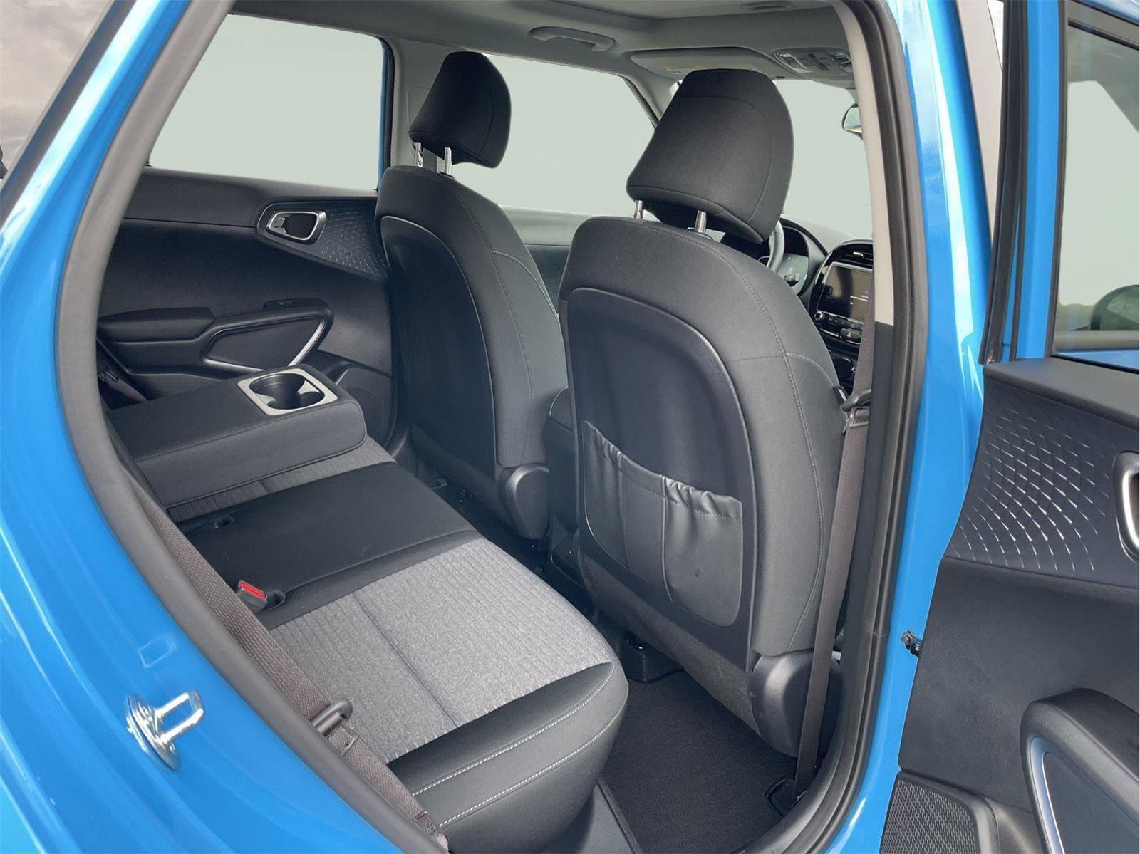 Used 2023 Kia Soul EX image 18