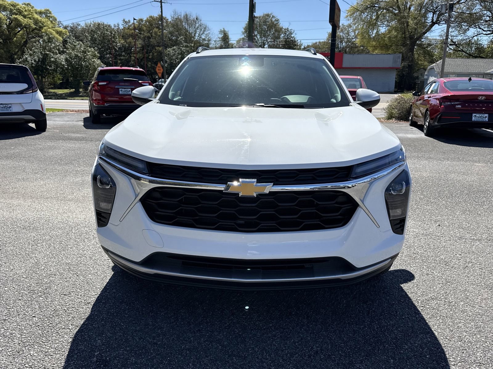 Used 2024 Chevrolet Trax LT FWD image 8