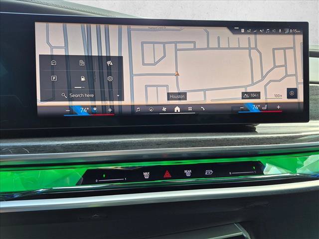 Certified 2025 BMW 760i xDrive w/ Executive Package AWD/4WD image 13