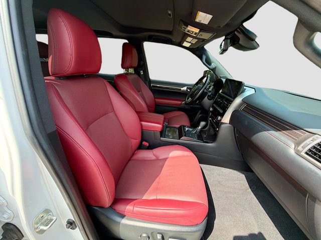 Used 2023 Lexus GX 460 Premium w/ Premium Package image 14
