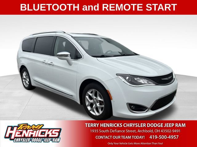 Used 2020 Chrysler Pacifica Limited FWD image 1
