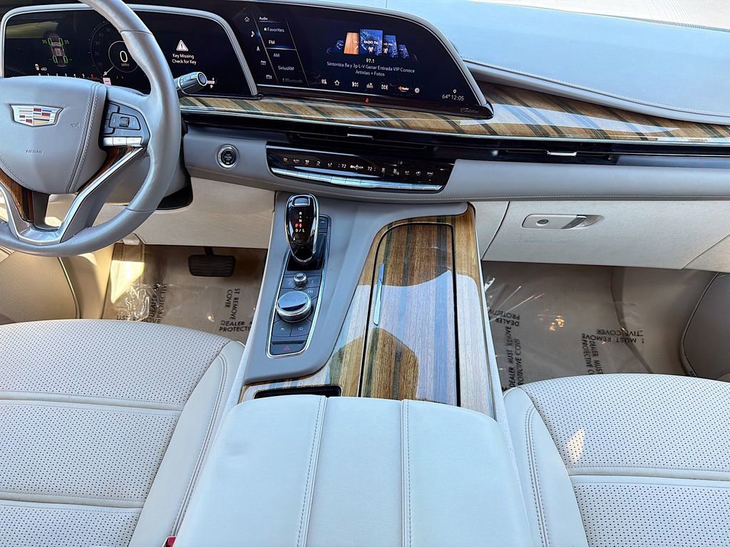 Used 2021 Cadillac Escalade ESV Premium Luxury Platinum image 20