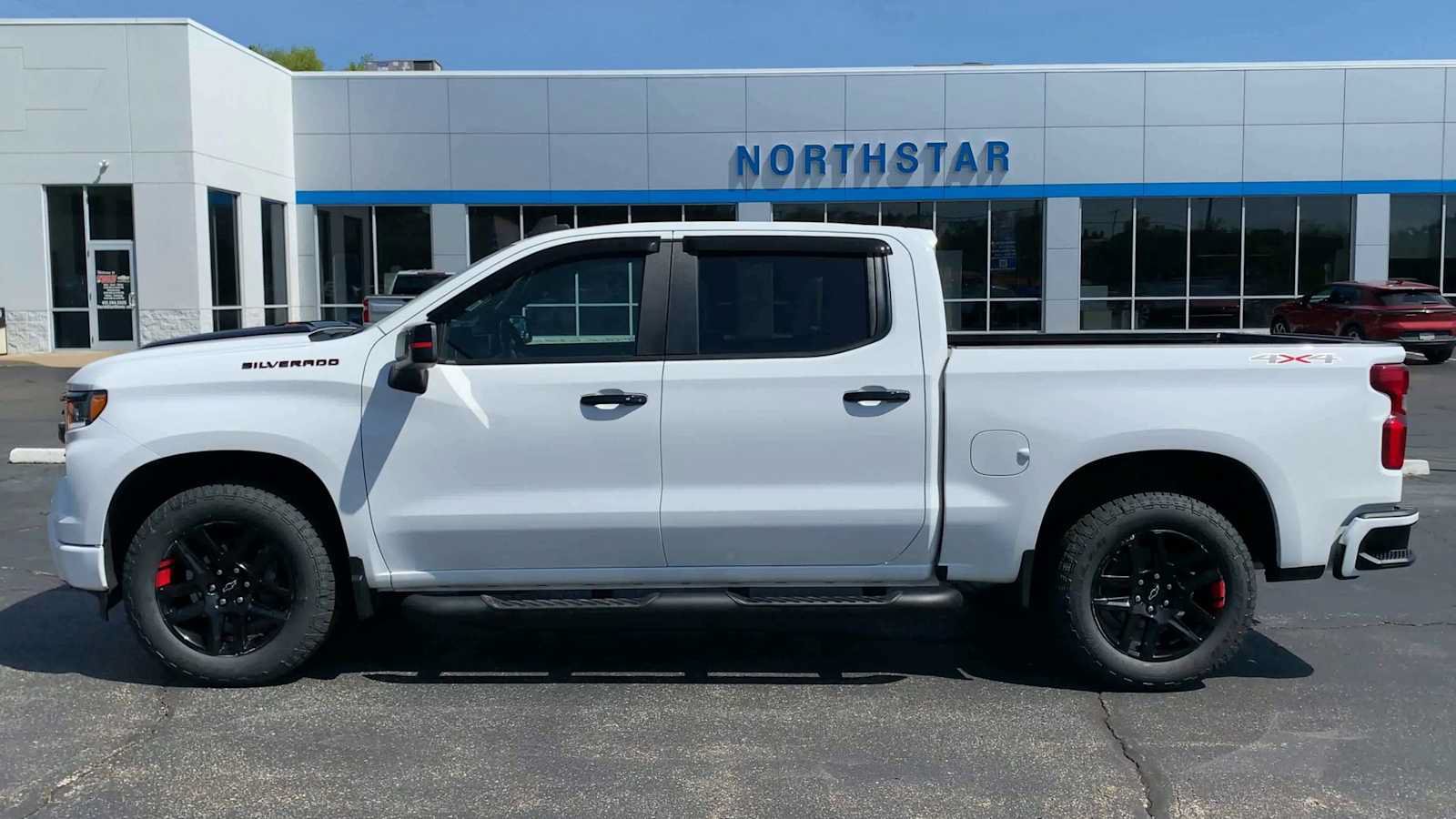 Certified 2023 Chevrolet Silverado 1500 RST w/ Redline Edition AWD/4WD image 5