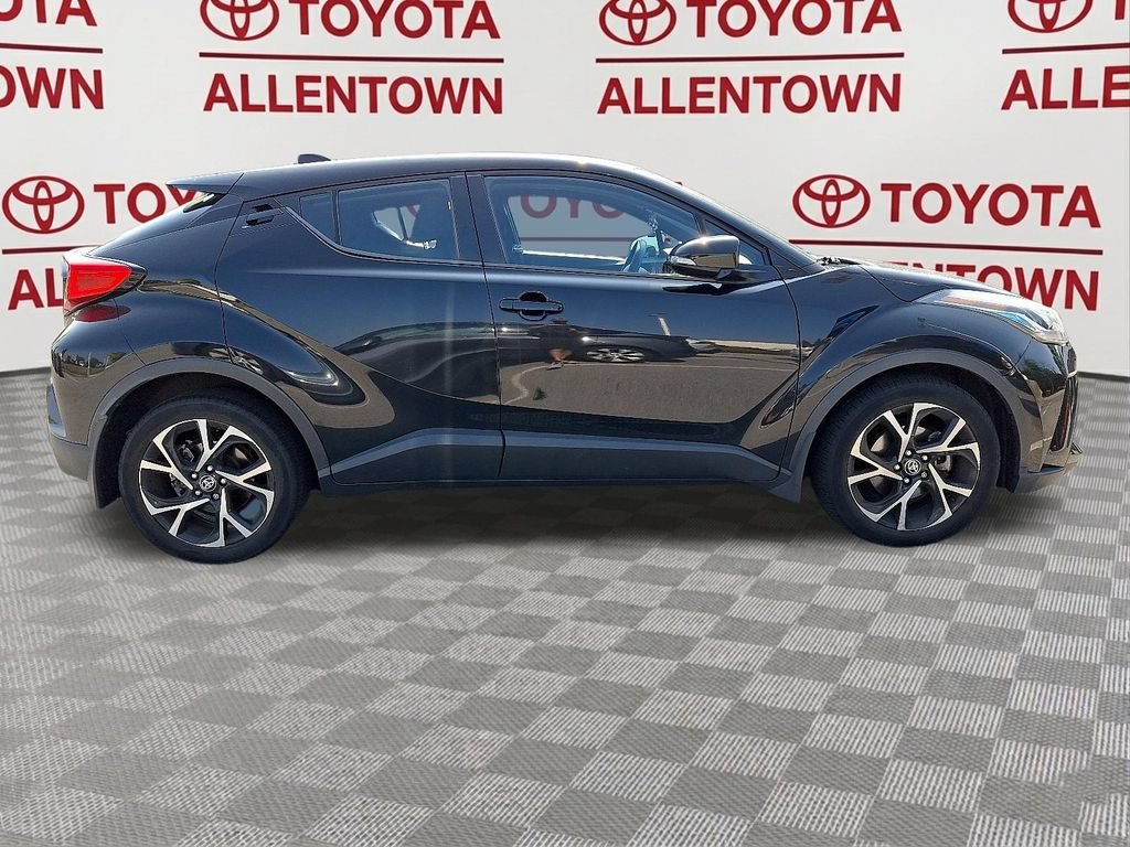 Used 2020 Toyota C-HR XLE FWD image 8